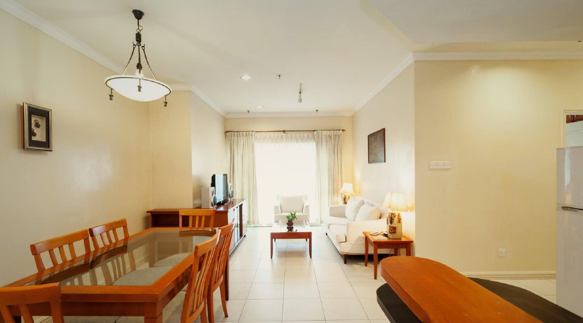 Stayinn Gateway Hotel Apartment Kuching Exterior photo