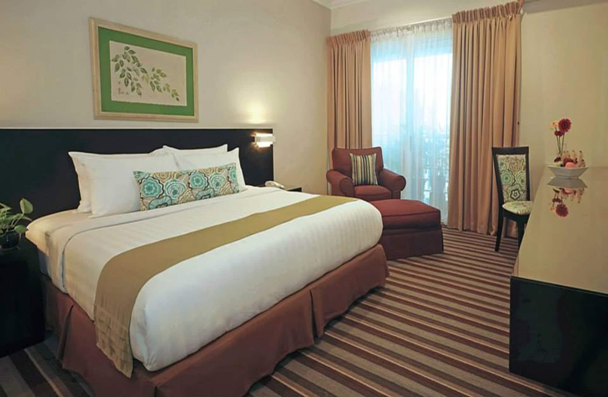 Stayinn Gateway Hotel Apartment Kuching Exterior photo